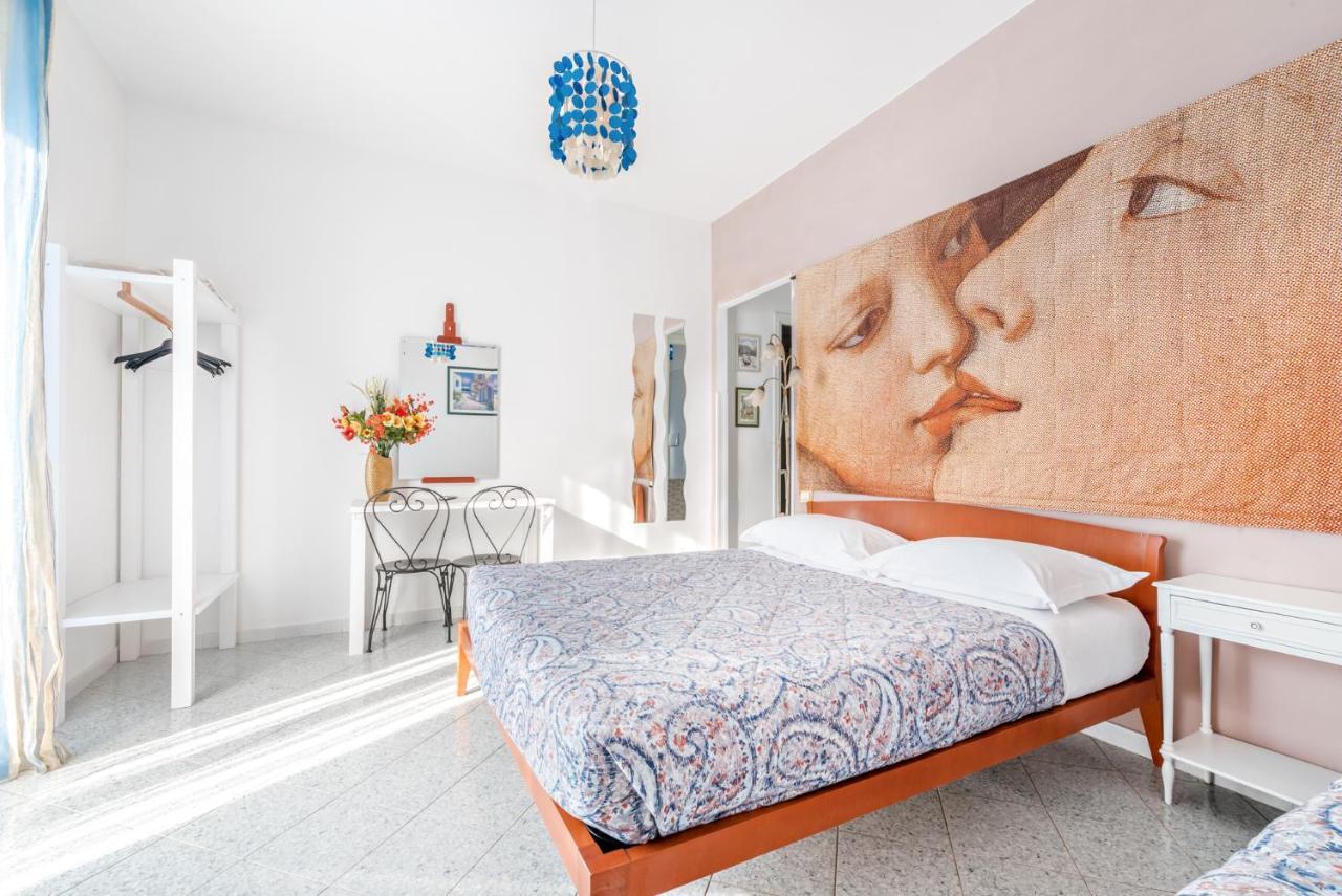 Lia Rooms 2 Специя Екстериор снимка